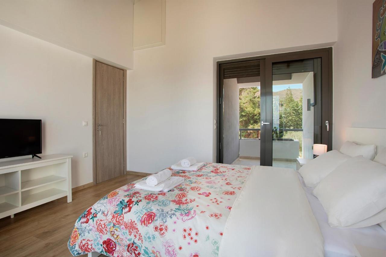 Serenity Villa Corinth Eksteriør billede
